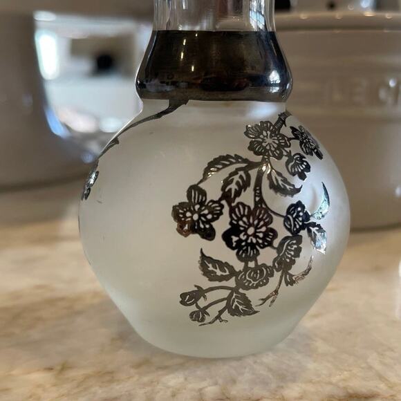 Antique Rockwell Silver Co. Flower Overlay Glass Vase 5" Sterling Silver - Picture 6 of 8